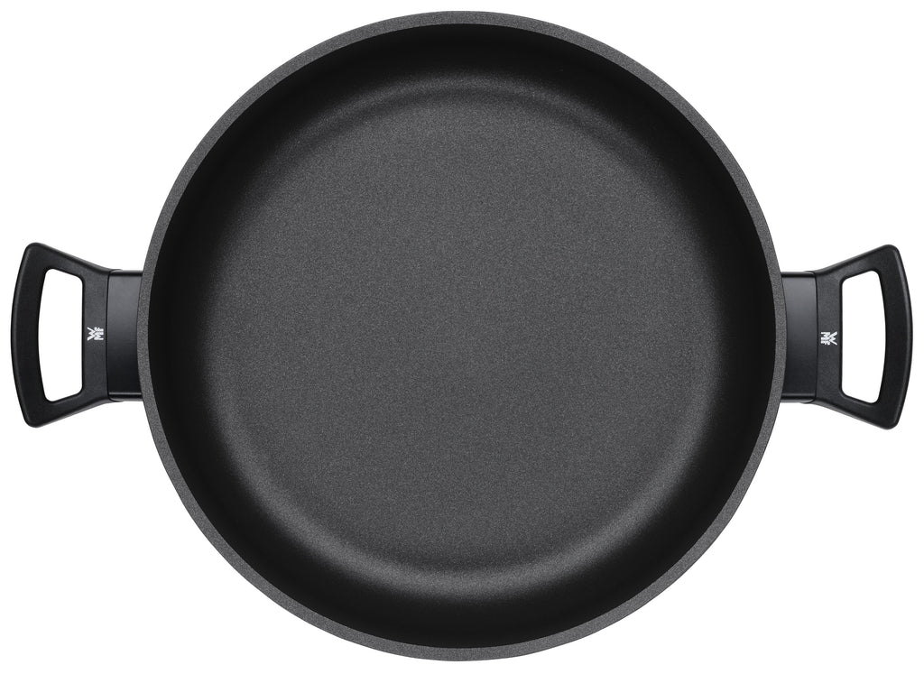 Detalj av PermaDur non-stick-belegg på Servierpanne 24 cm non-stick aluminiumsstøp