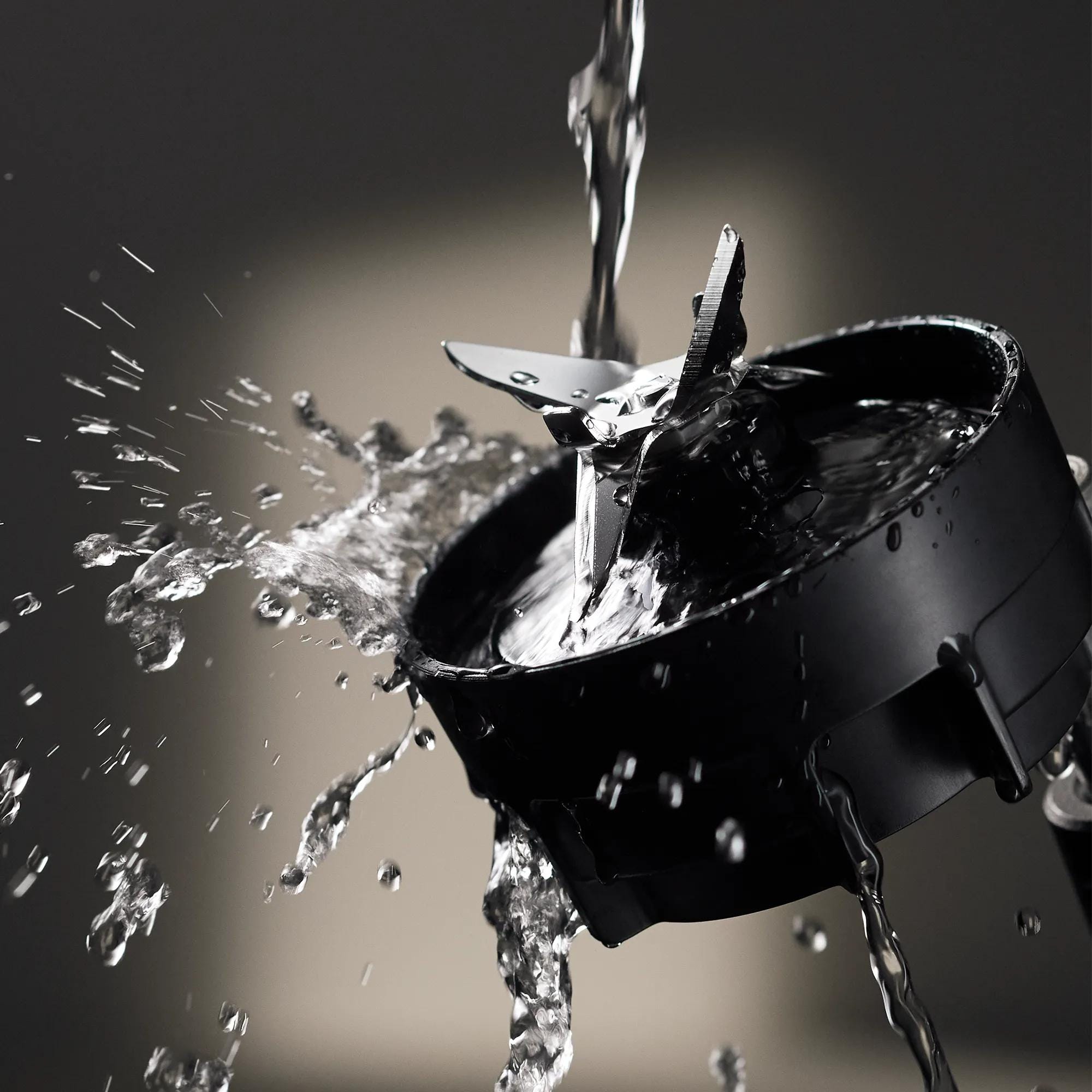 Detalj av lekkasjesikkert lokk på Smoothie maker Mix & Go Touch 500W sea shell