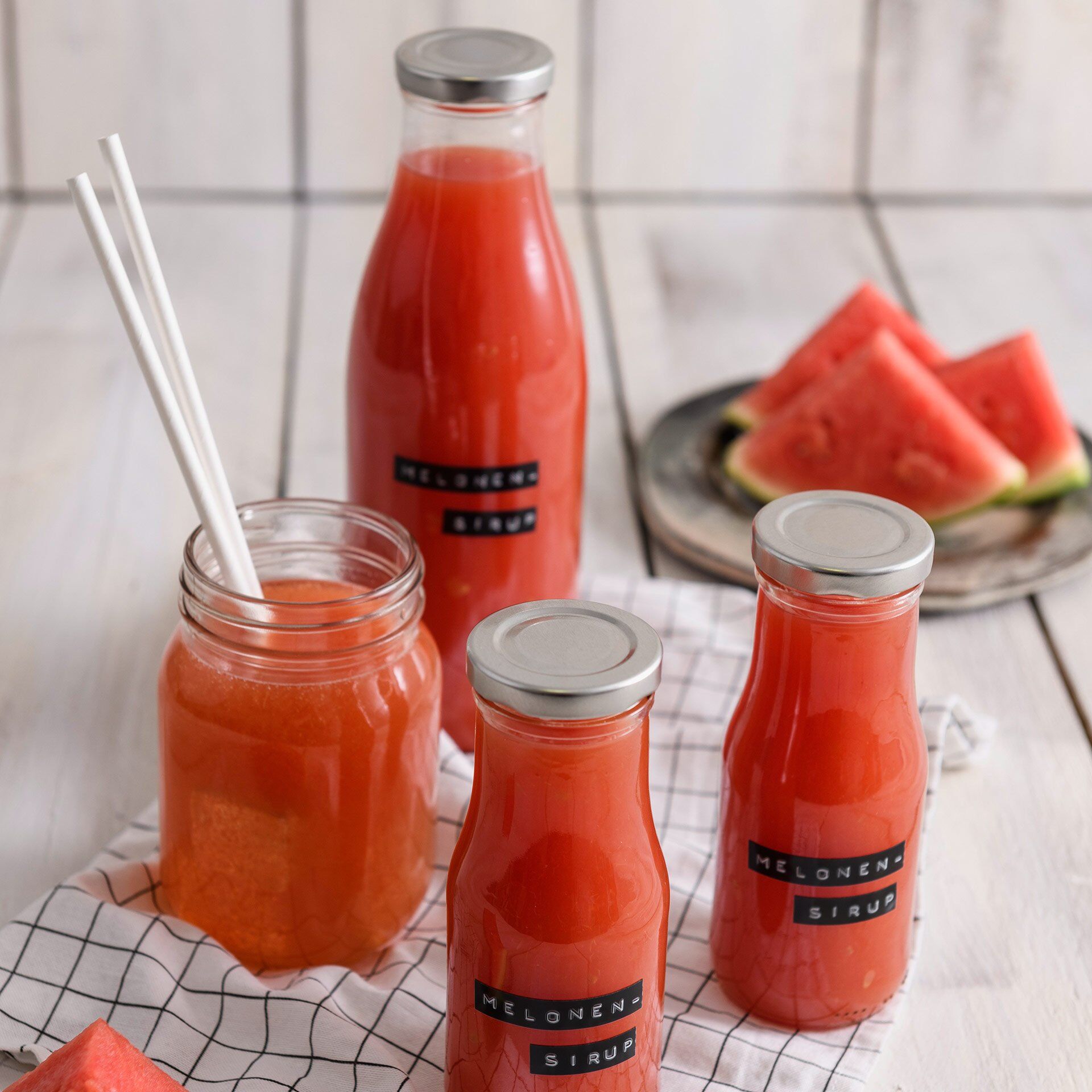 Smoothieflaske glass med lokk 250 ml Ø5,5 cm - Dr. Oetker montert