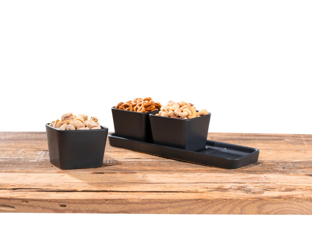 Snack- og dipskåler sett svart matt med brett Wenko på bord