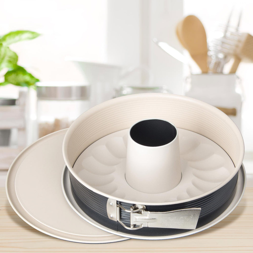 Springform med flat- og rørbunn Ø28 cm non-stick - Zenker detalj av bunn