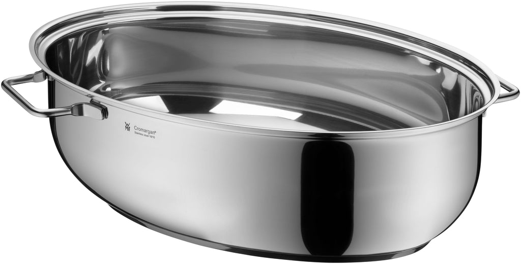 Stekegryte rustfritt stål 8,5 L med metallokk 40,8 cm - WMF i bruk på kokeplate