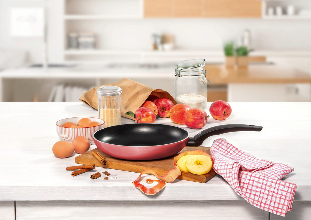Stekepanne Belluna 24 cm non-stick aluminium rosé på induksjonsplate