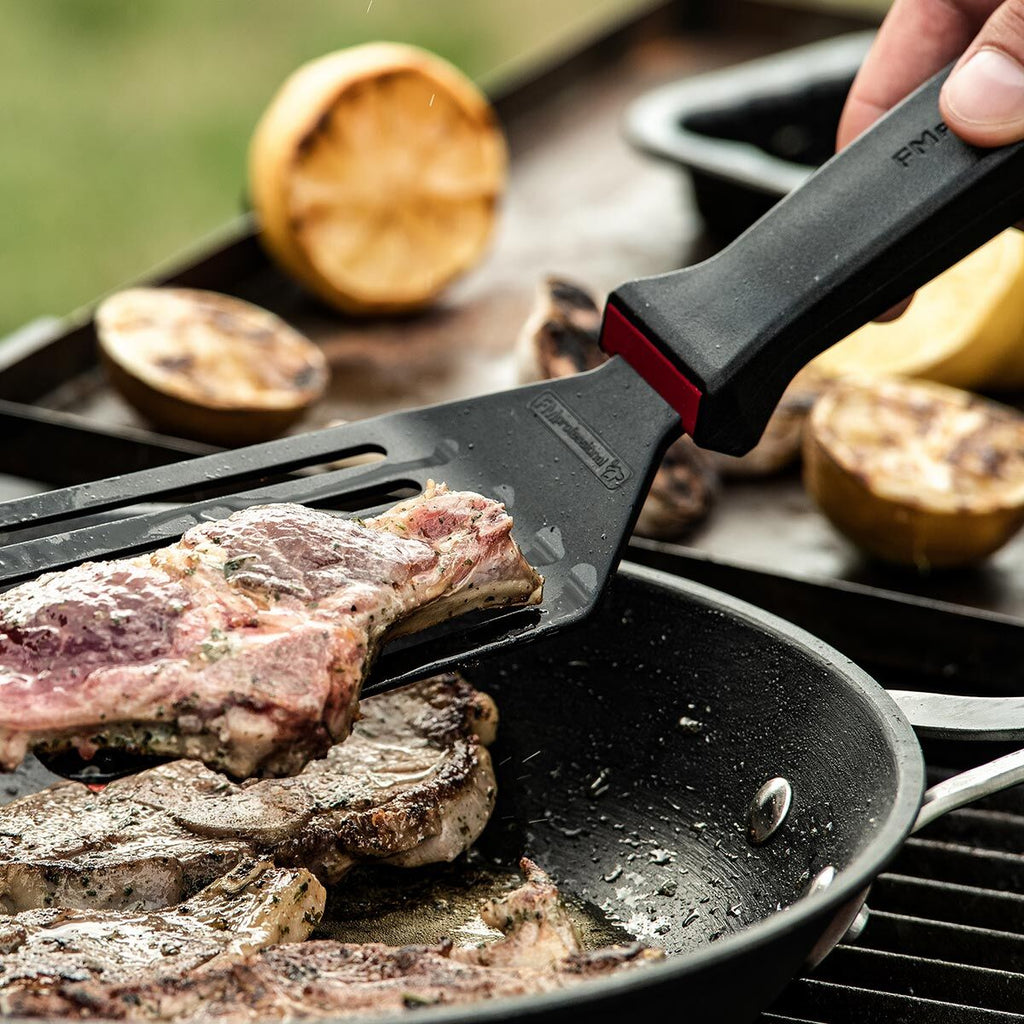 Stekepanne Force Ø28 cm støpejern non-stick - FMprofessional bakside