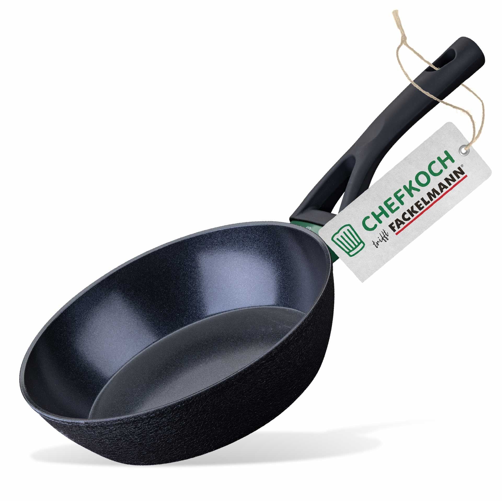 Nærbilde av stekepanne keramisk non-stick Ø24 cm resirkulert aluminium håndtak