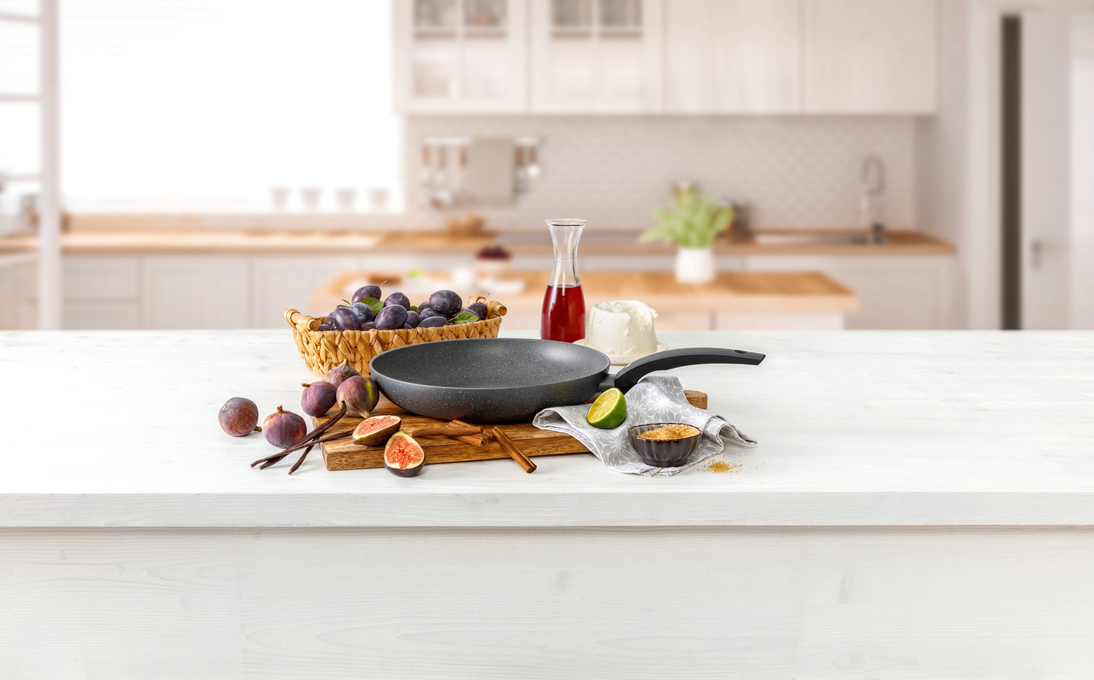 Stekepanne Montano 28 cm aluminium non-stick induksjon med lokk
