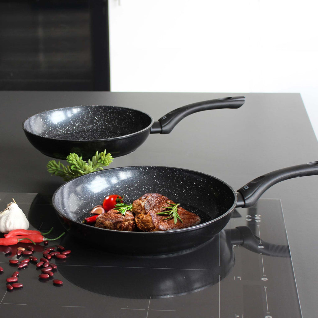 Stekepanne Ø28 cm smidd aluminium non-stick - ELO detalj av belegg