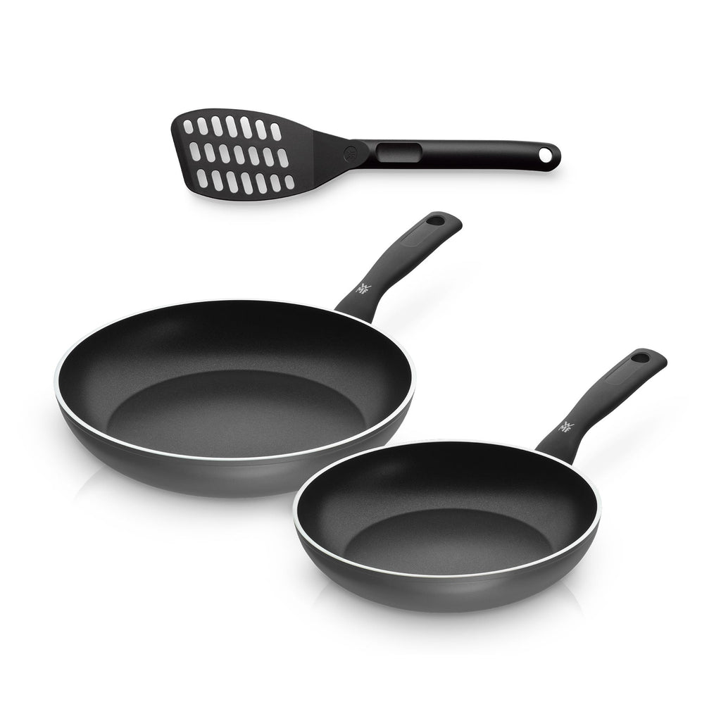 Stekepannesett PermaDur Inspire 3-delt (24 og 28 cm) med stekespade forfra