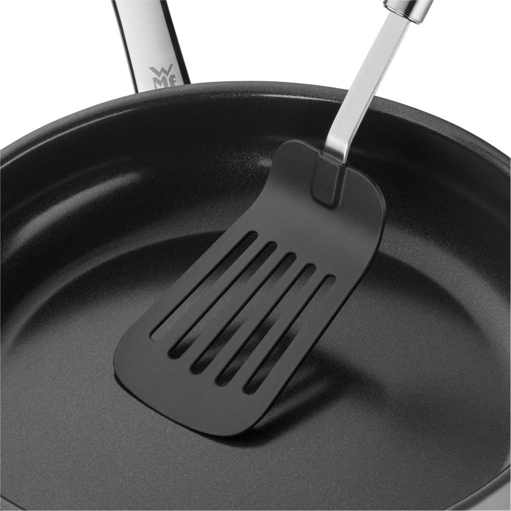 Montert Stekespade 32 cm rustfritt stål og plast Profi Plus - WMF i kjøkken