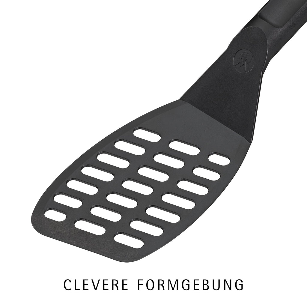 Stekespade plast 31 cm varmebestandig non-stick - WMF montert på kjøkken