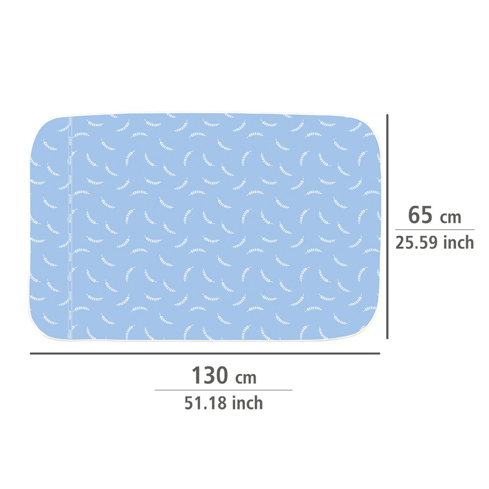 Bruksbilde av Strykeunderlag Air Comfort bomull blå 130 x 65 cm under stryking