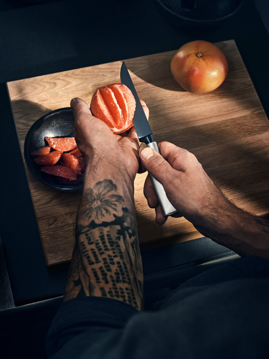 Universalkniv 12 cm Ultimate Black rustfritt stål - WMF håndtak nærbilde