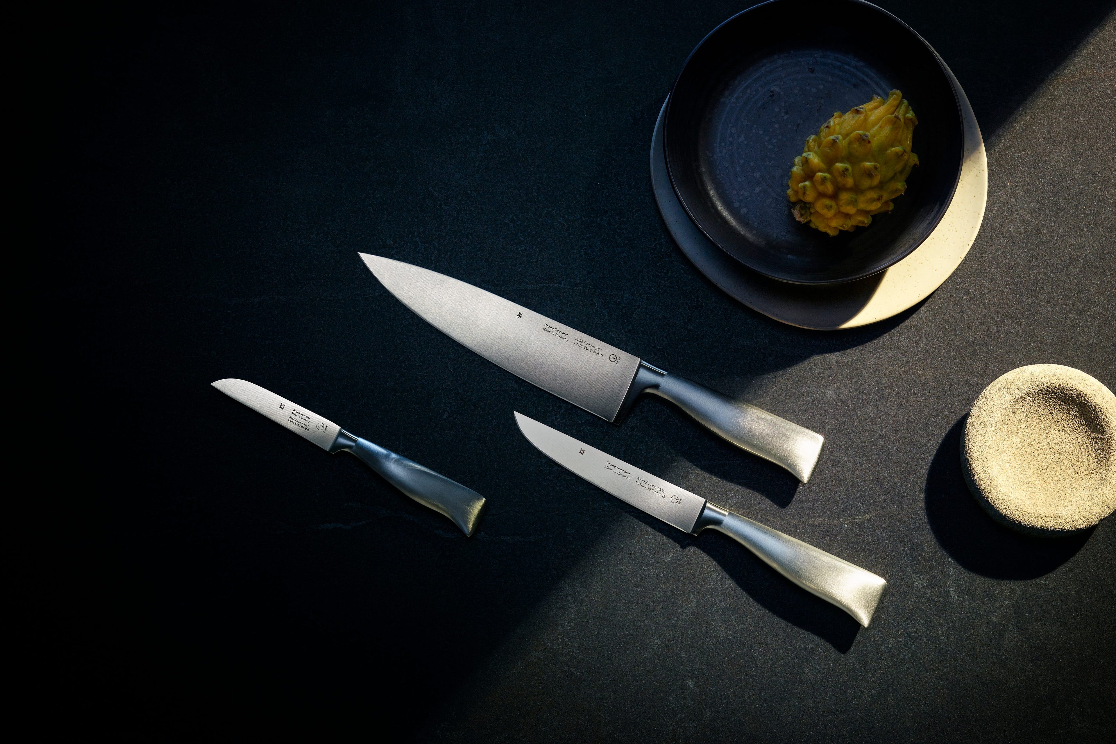 Universalkniv Grand Gourmet 12 cm rustfritt stål montert i kjøkken