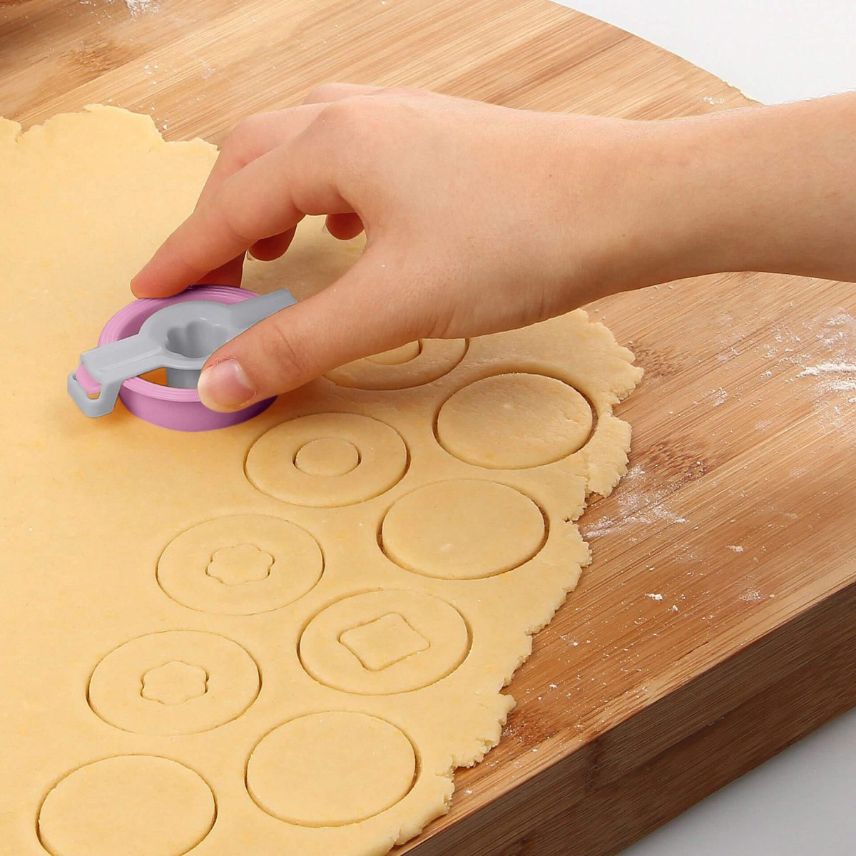 Utstikkere Linzer-kaker plast med innsatser 4 stk - Zenker detalj