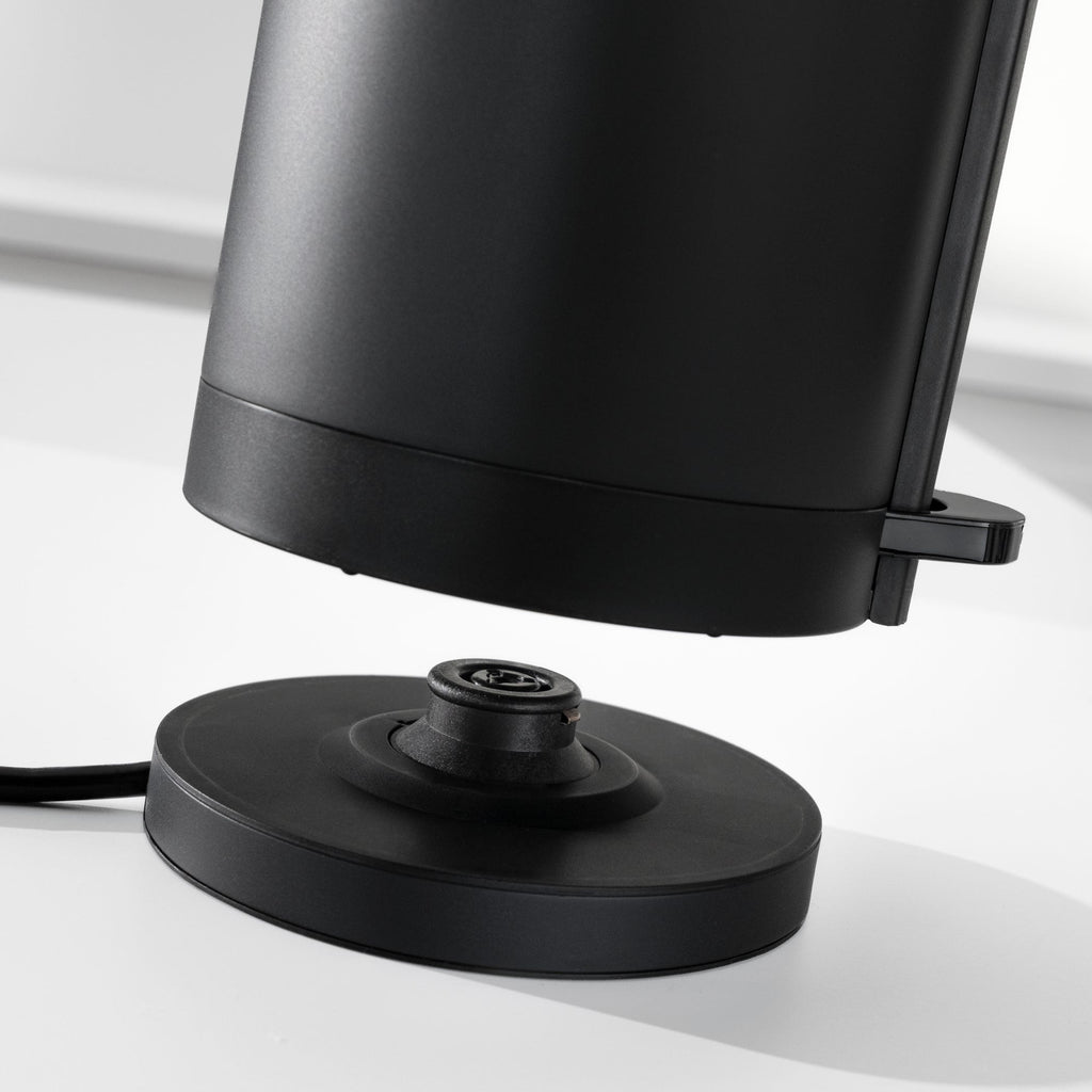 Vannkoker 0,8 L rustfritt stål 1800W Deep Black - WMF vannstandsanvisning