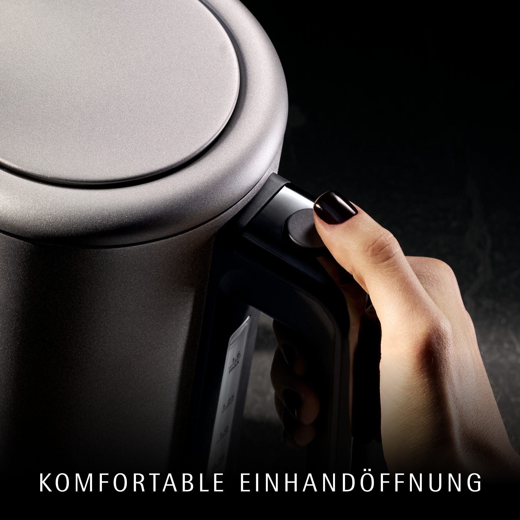 Vannkoker rustfritt stål 1,6 L 2400W matt finish - WMF Lono Silk kalkfilter detalj