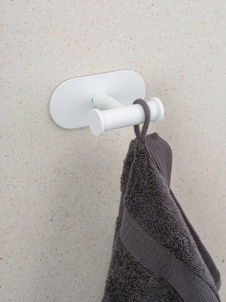Veggkrok dobbel Turbo-Loc® Orea hvit matt rustfritt stål i baderomsmiljø
