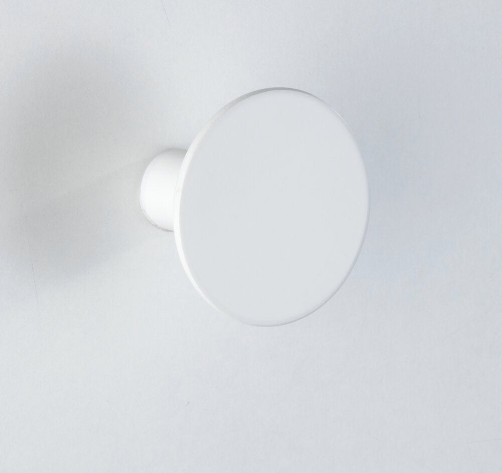 Veggkrok Melle hvit Ø 5 cm polyresin nærbilde